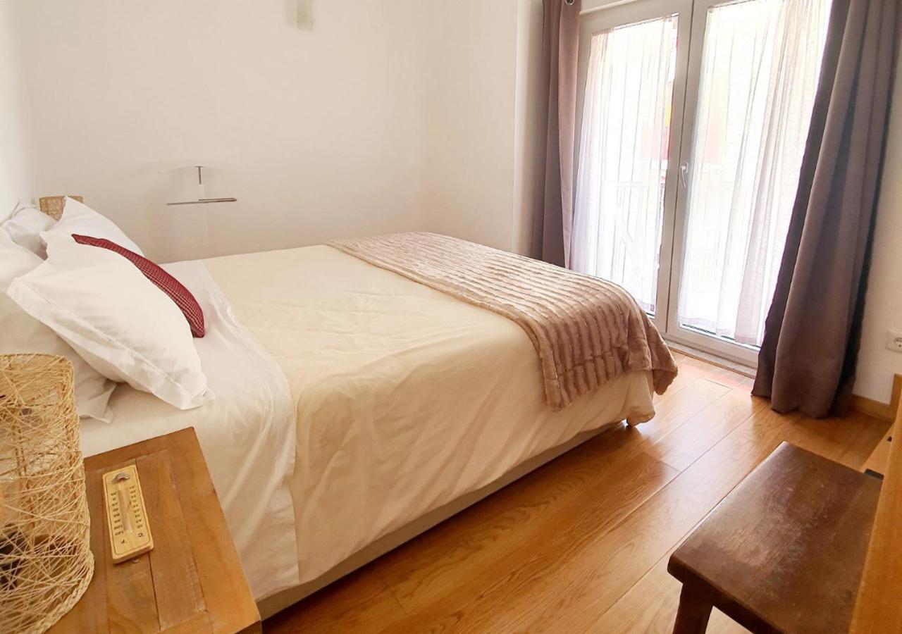 Casas Da Ribeira Guest House Seia Bagian luar foto