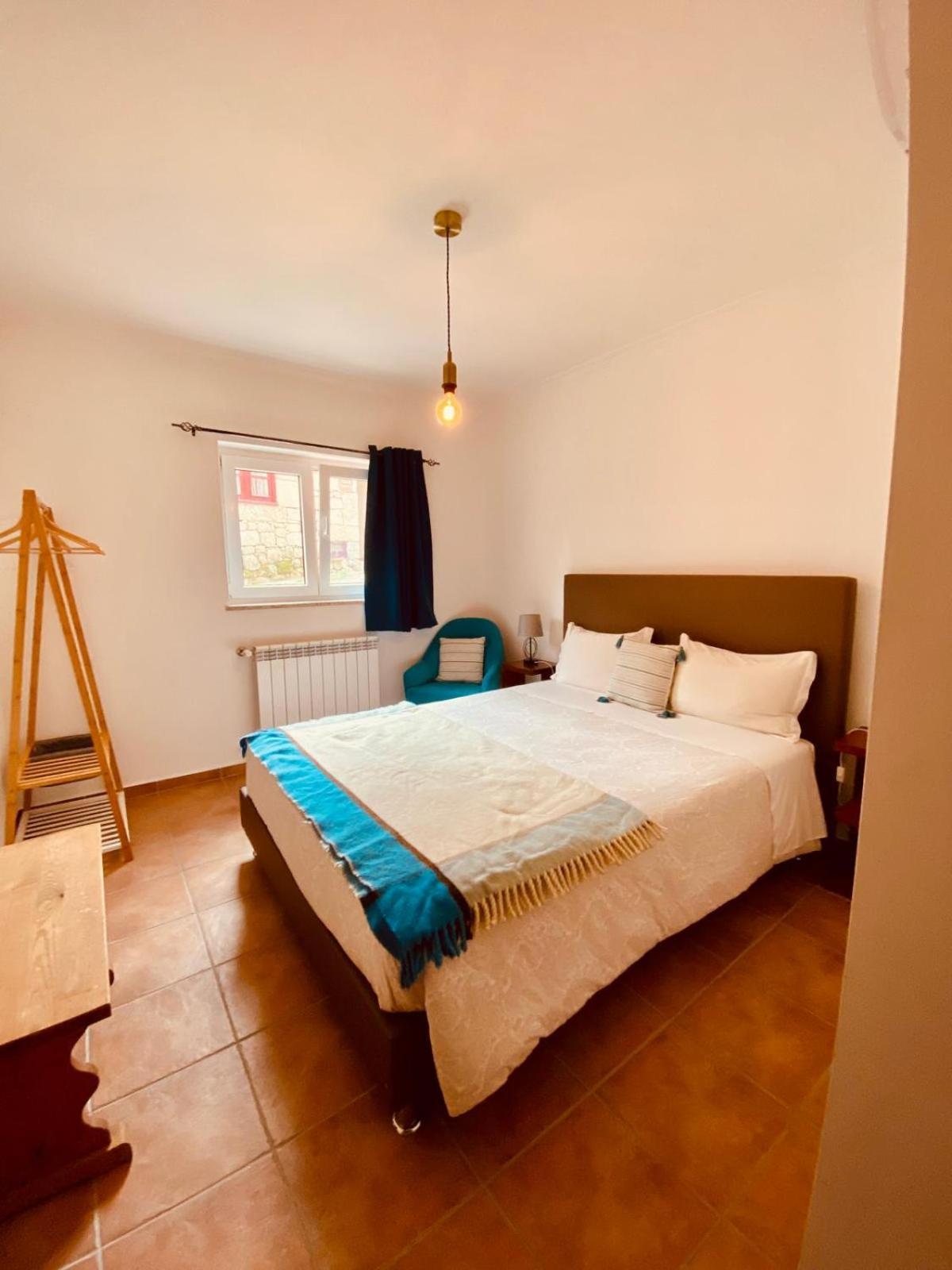 Casas Da Ribeira Guest House Seia Bagian luar foto